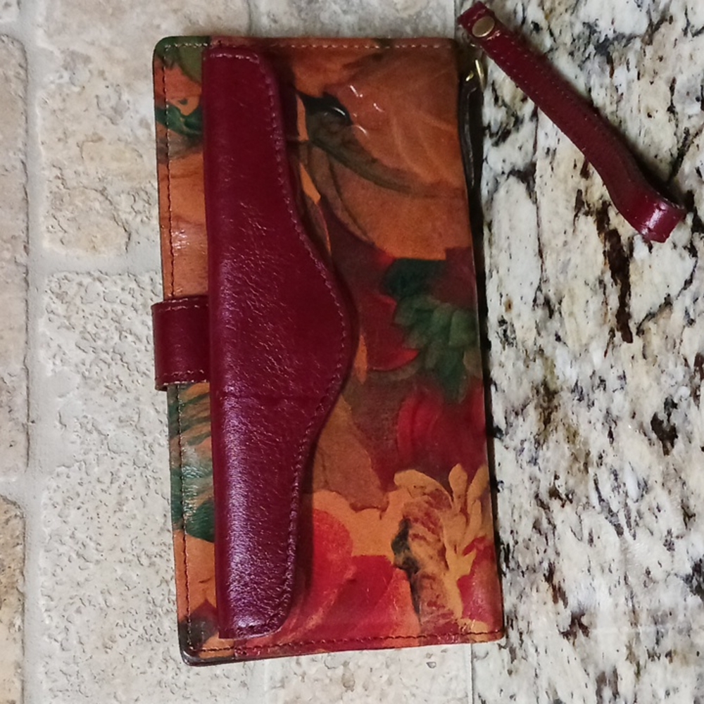 Patricia Nash Floral Valentia Set: Purse, Long+ Short Wallet, Pencil+Tech Pouch.